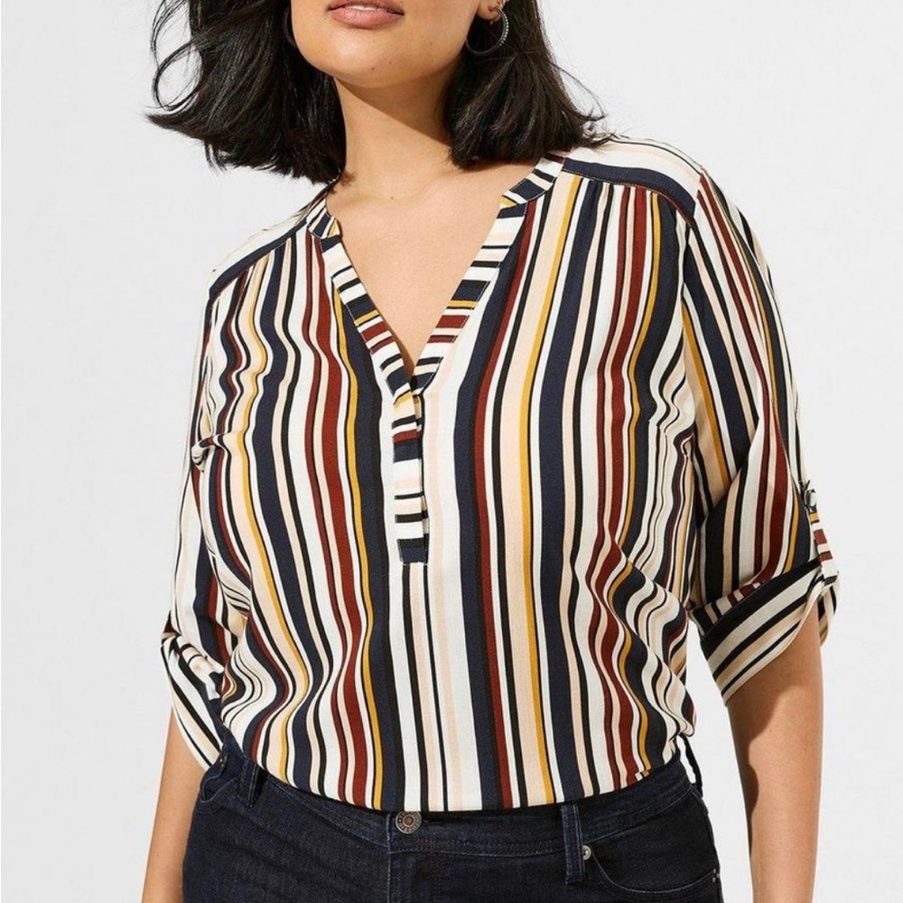 Torrid Harper Top Womens Size 2 Multicolored Striped 3/4 Roll Tab V-neck Blouse